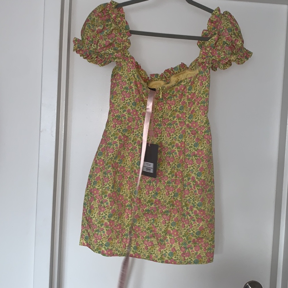 Beautiful Mini Dress - Picture 3 of 5
